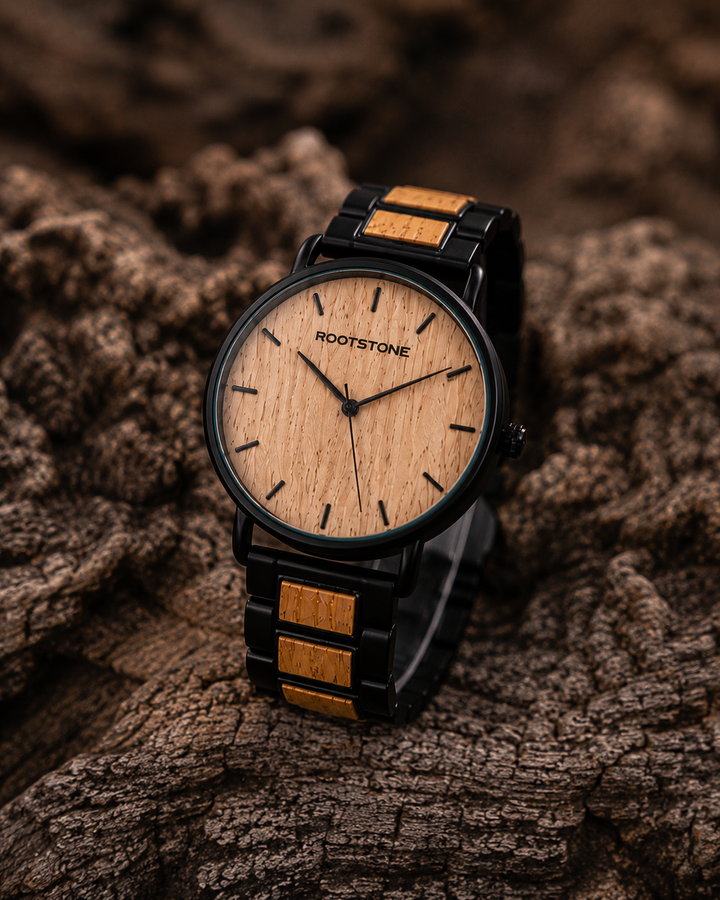 Rootstone LYSEIK Holzuhr aus White Oak und Metall – Ansicht 6