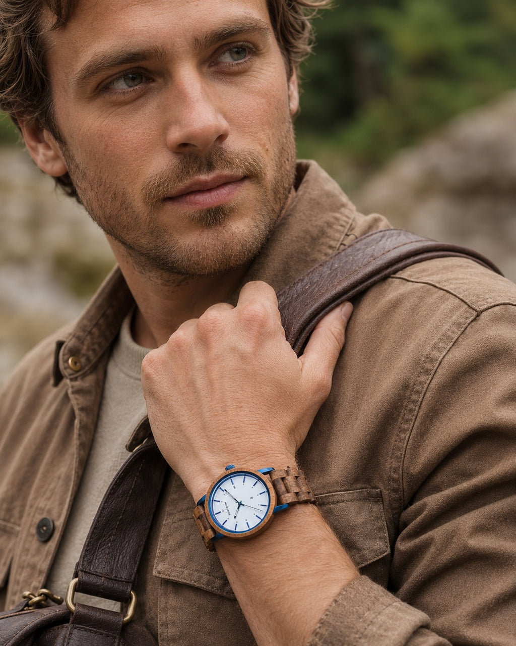 Rootstone BLÅSKOG Herrenuhr aus Holz mit blauen Metallelementen – Ansicht 5